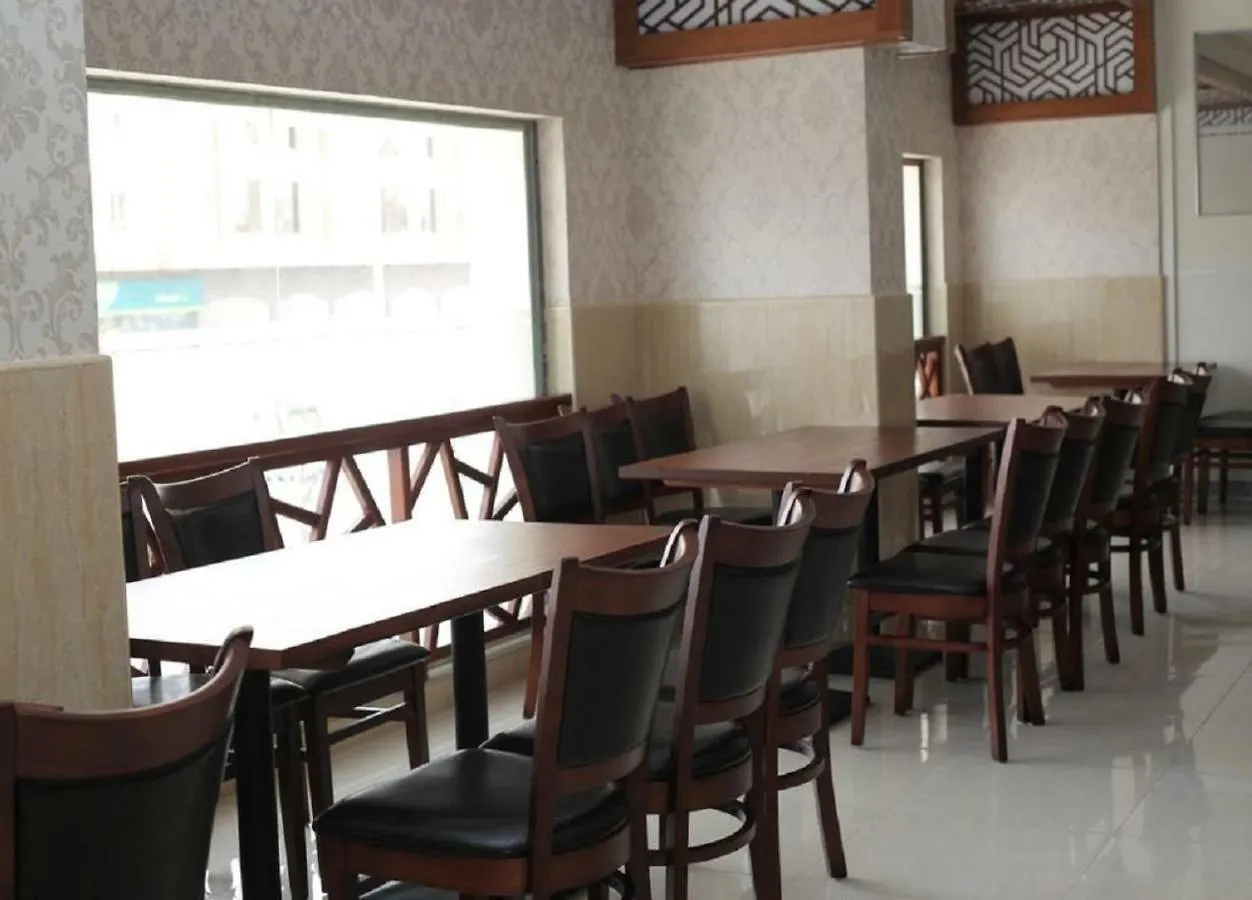 The 40Th Pearl Hotel Suites Джедда 3*,