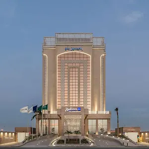 4* Hotel Radisson Blu Hotel, Corniche